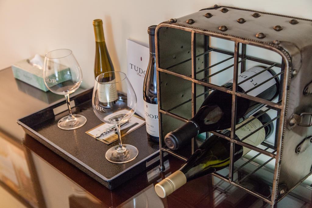 The Vendange Carmel Inn & Suites Δωμάτιο φωτογραφία