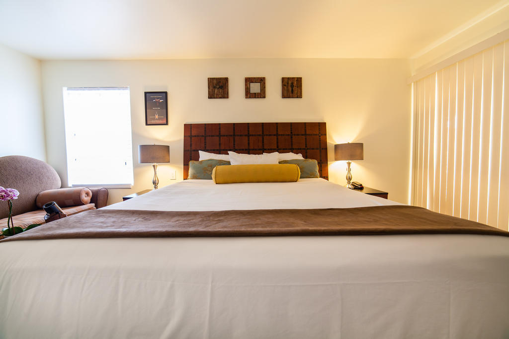 The Vendange Carmel Inn & Suites Δωμάτιο φωτογραφία