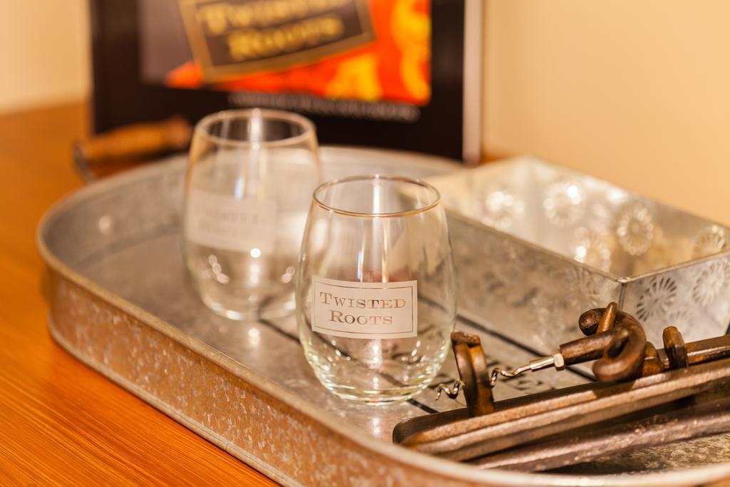 The Vendange Carmel Inn & Suites Εξωτερικό φωτογραφία